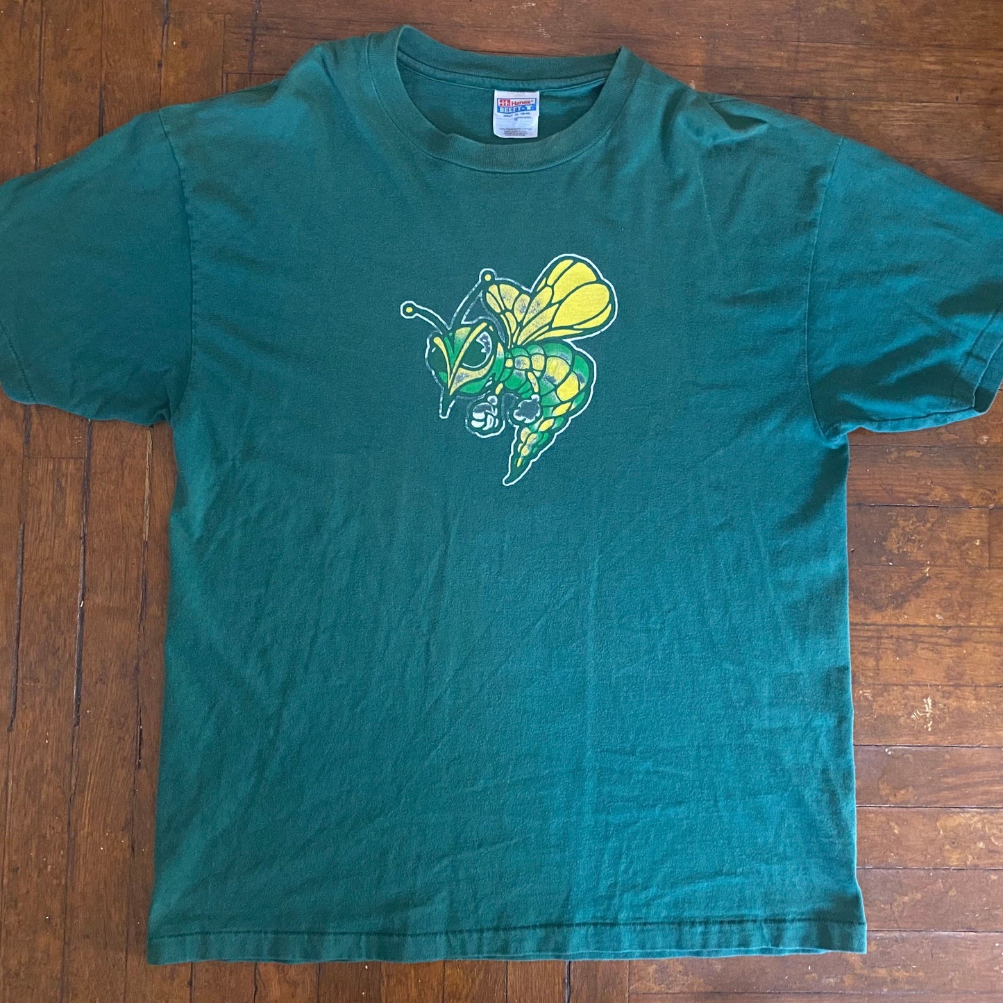 MICKEY’S BIG MOUTH FINE MALT LIQUOR HORNET Green XL T-Shirt