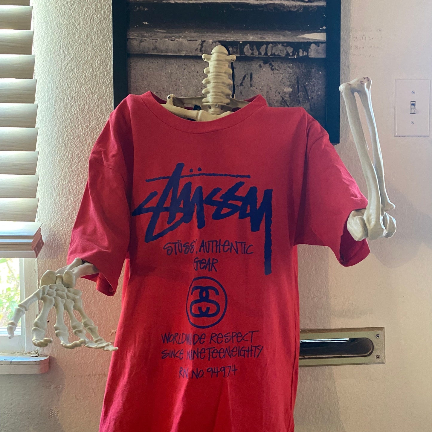 STUSSY AUTHENTIC GEAR Drum & Bass Club Respect Large Red w/ Blue T-Shirt