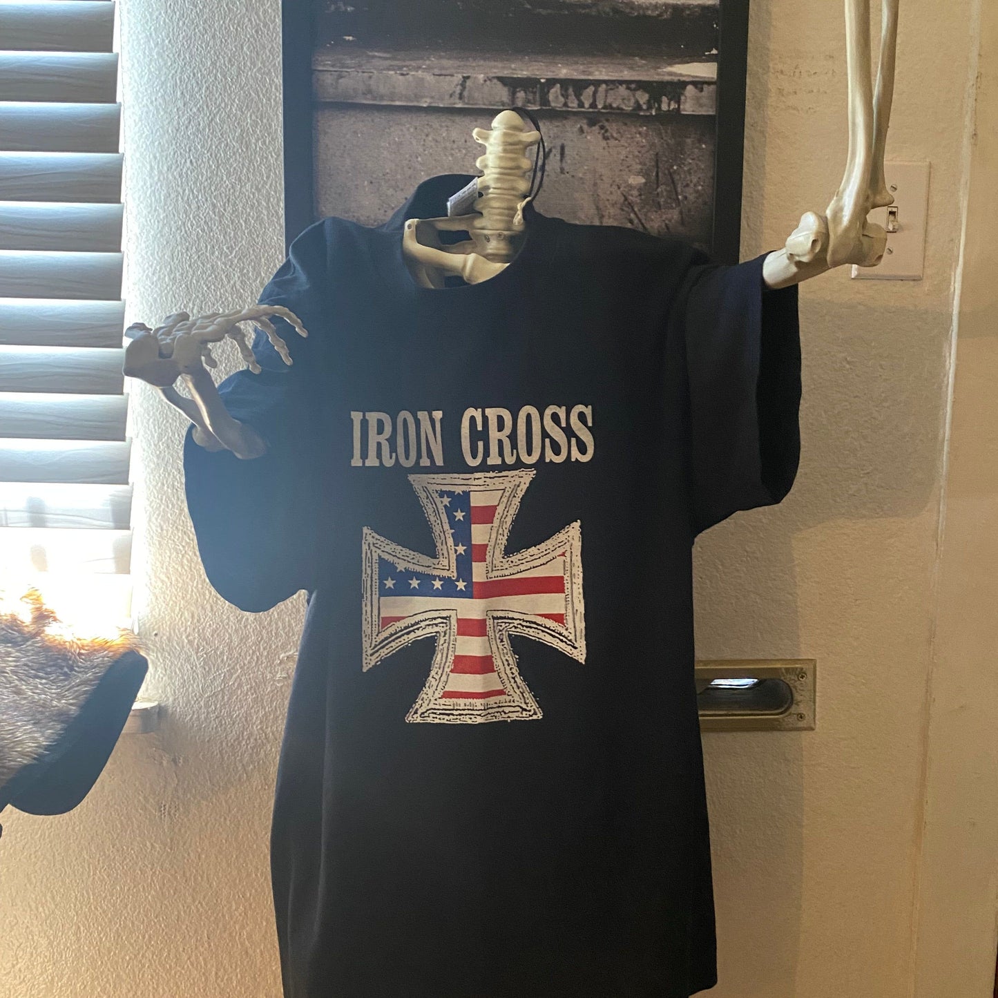 IRON CROSS American Flag XL T-Shirt